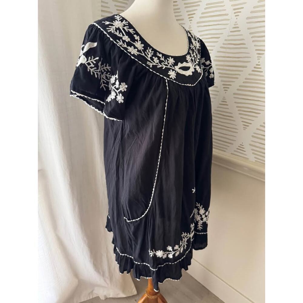Indian Tropical Fashion One Size 100% Cotton Black White Embroidered Mini Dress - Picture 6 of 7
